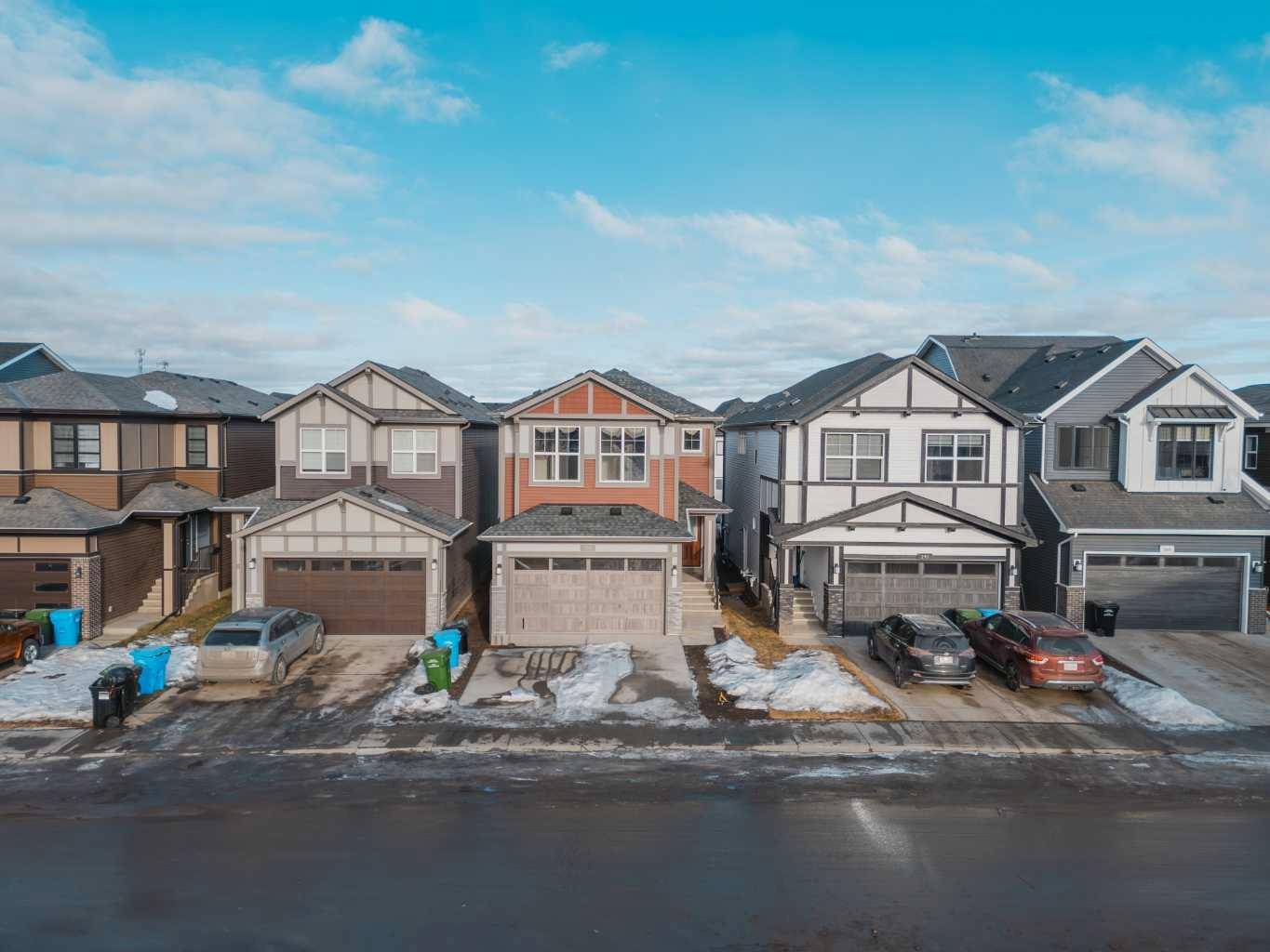 Calgary, AB T3J 5S2,297 Homestead CRES NE