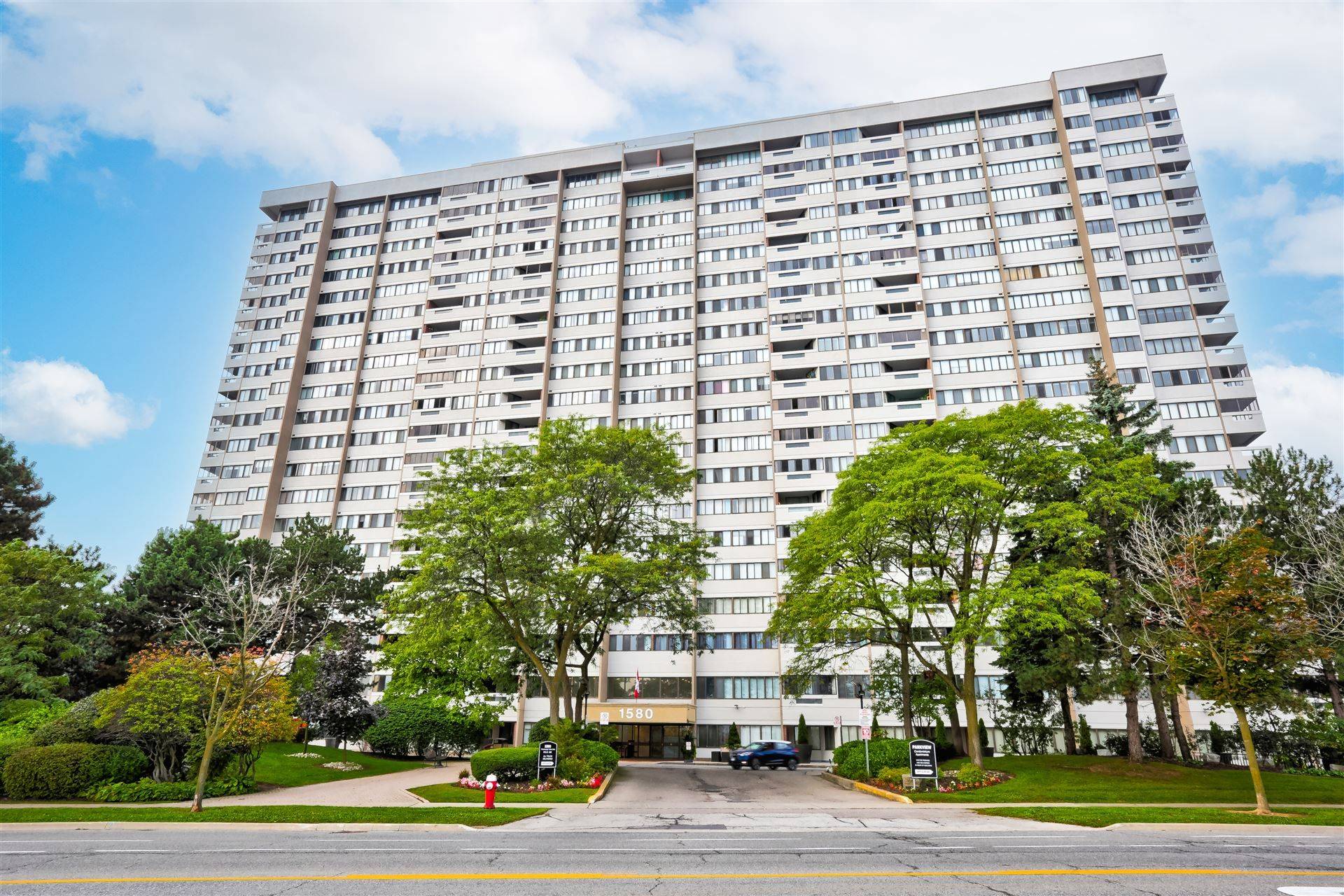 Peel, ON L5A 3T8,1580 Mississauga Valley BLVD #1110