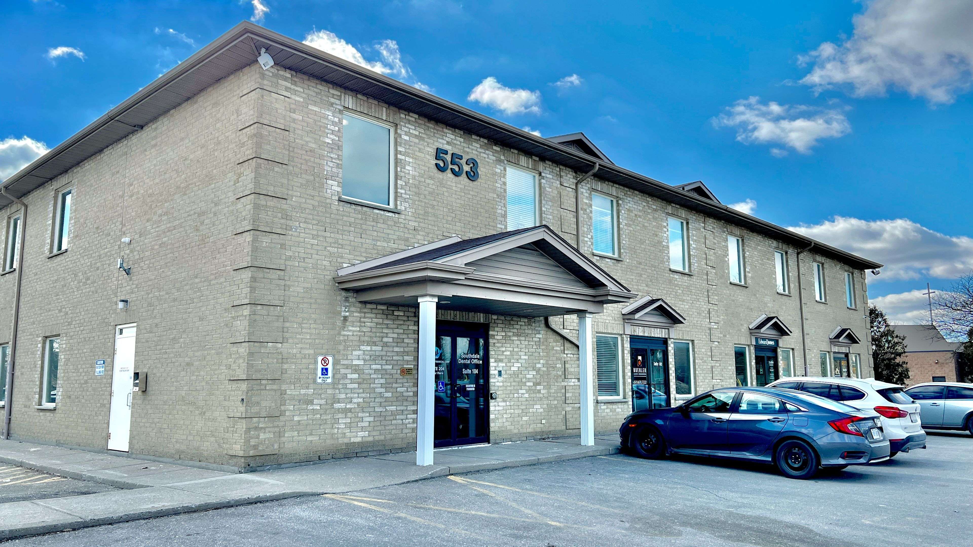 London South, ON N6E 1A2,553 Southdale RD E #201