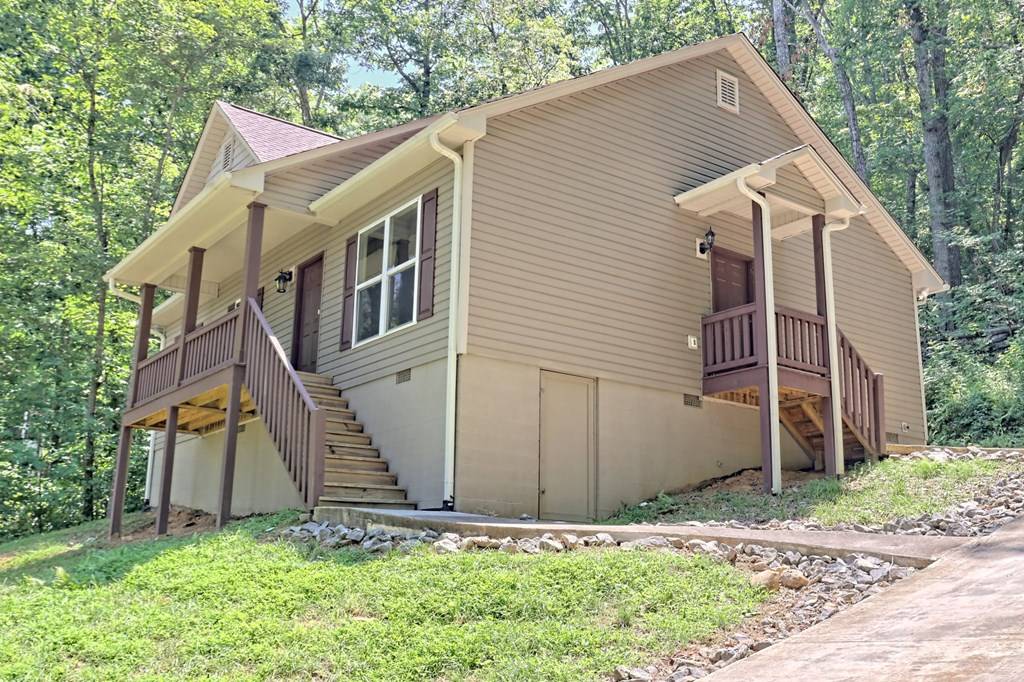 Hiawassee, GA 30546,1070 Coon Cove Road