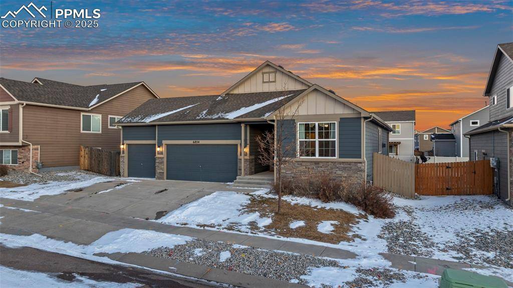 Colorado Springs, CO 80908,6854 Red Cardinal LOOP