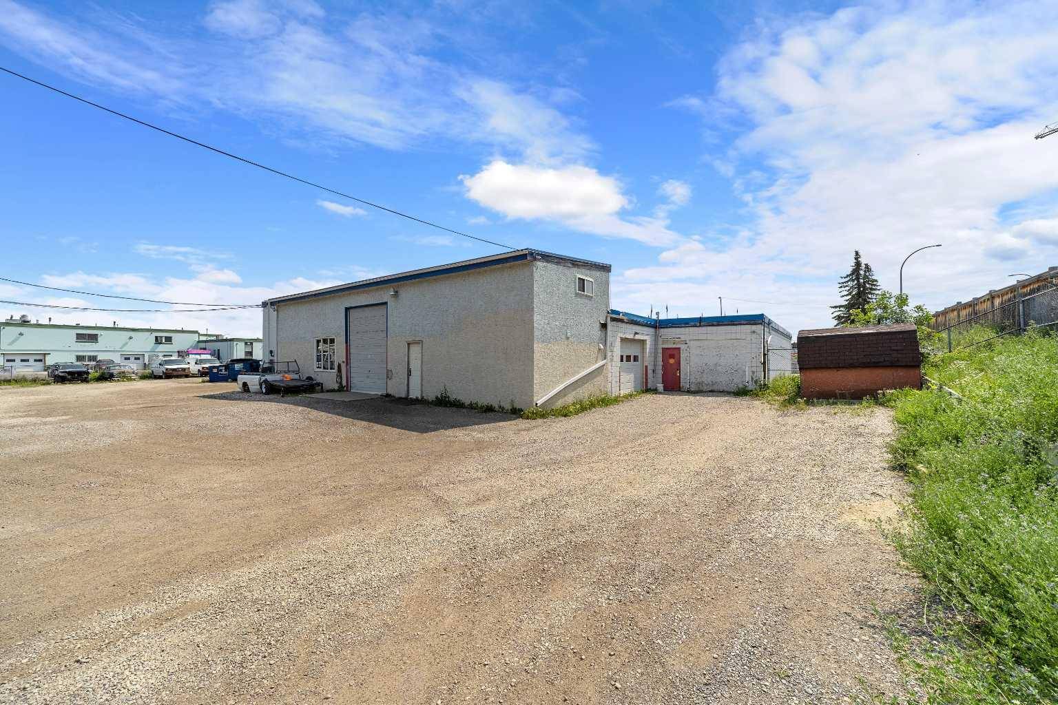 Calgary, AB T2E 2N3,204 41 AVE NE