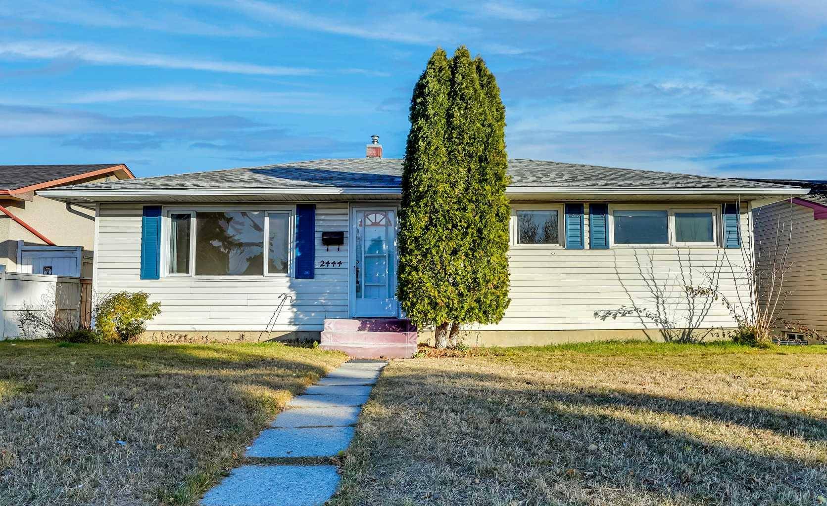 Calgary, AB T2B 1J6,2444 44 ST SE