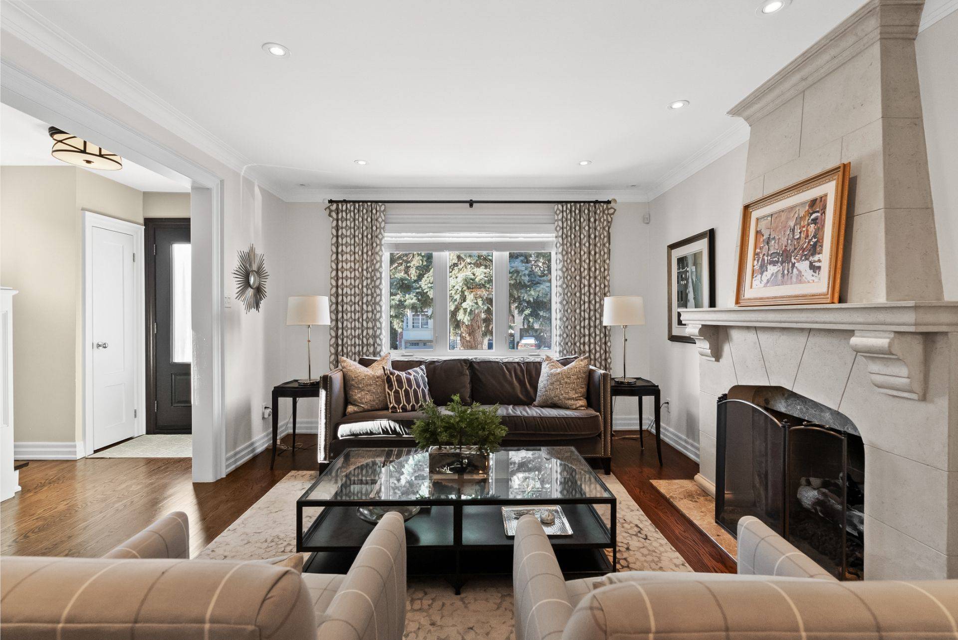 Toronto C12, ON M4P 2S6,49 McBain AVE