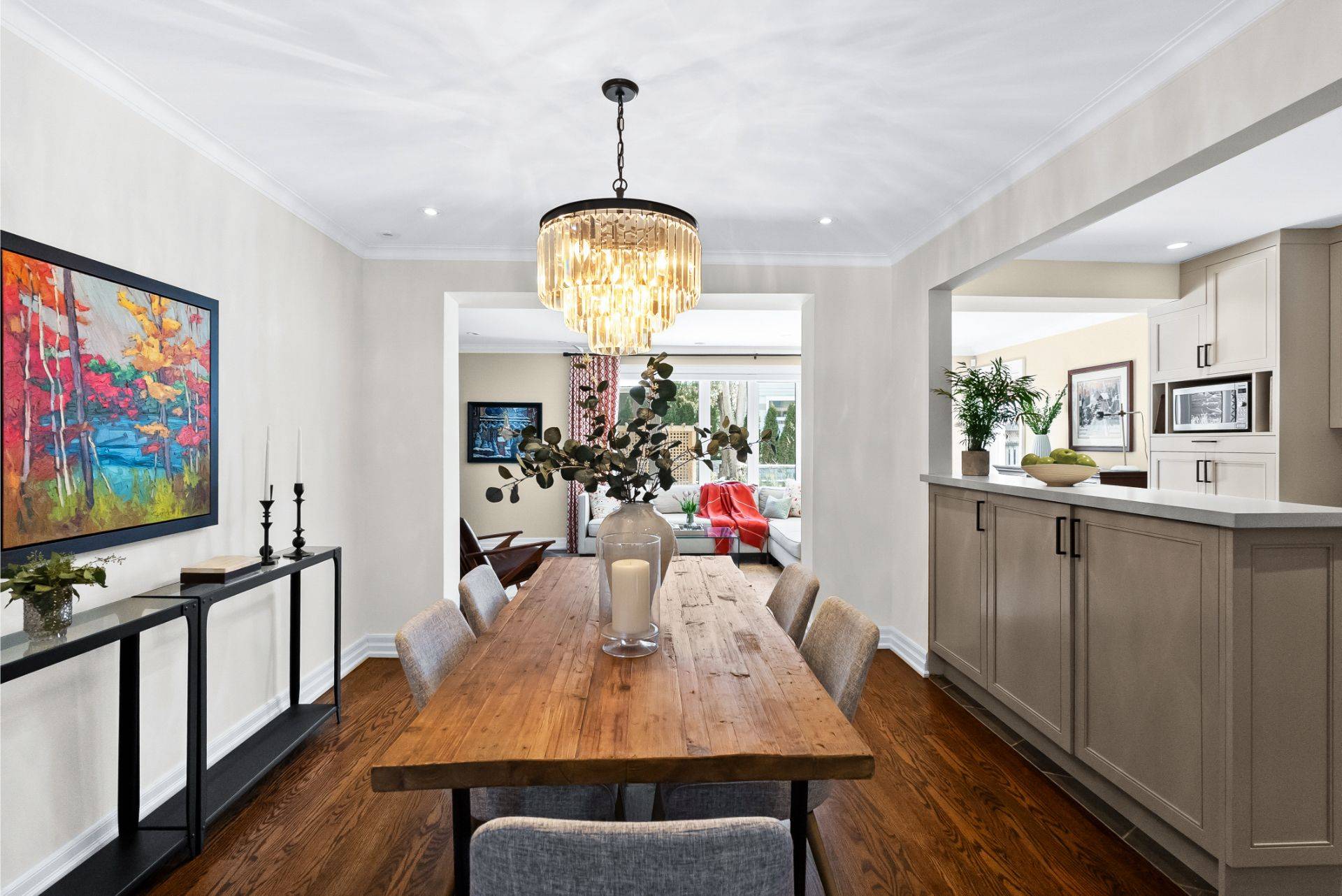 Toronto C12, ON M4P 2S6,49 McBain AVE