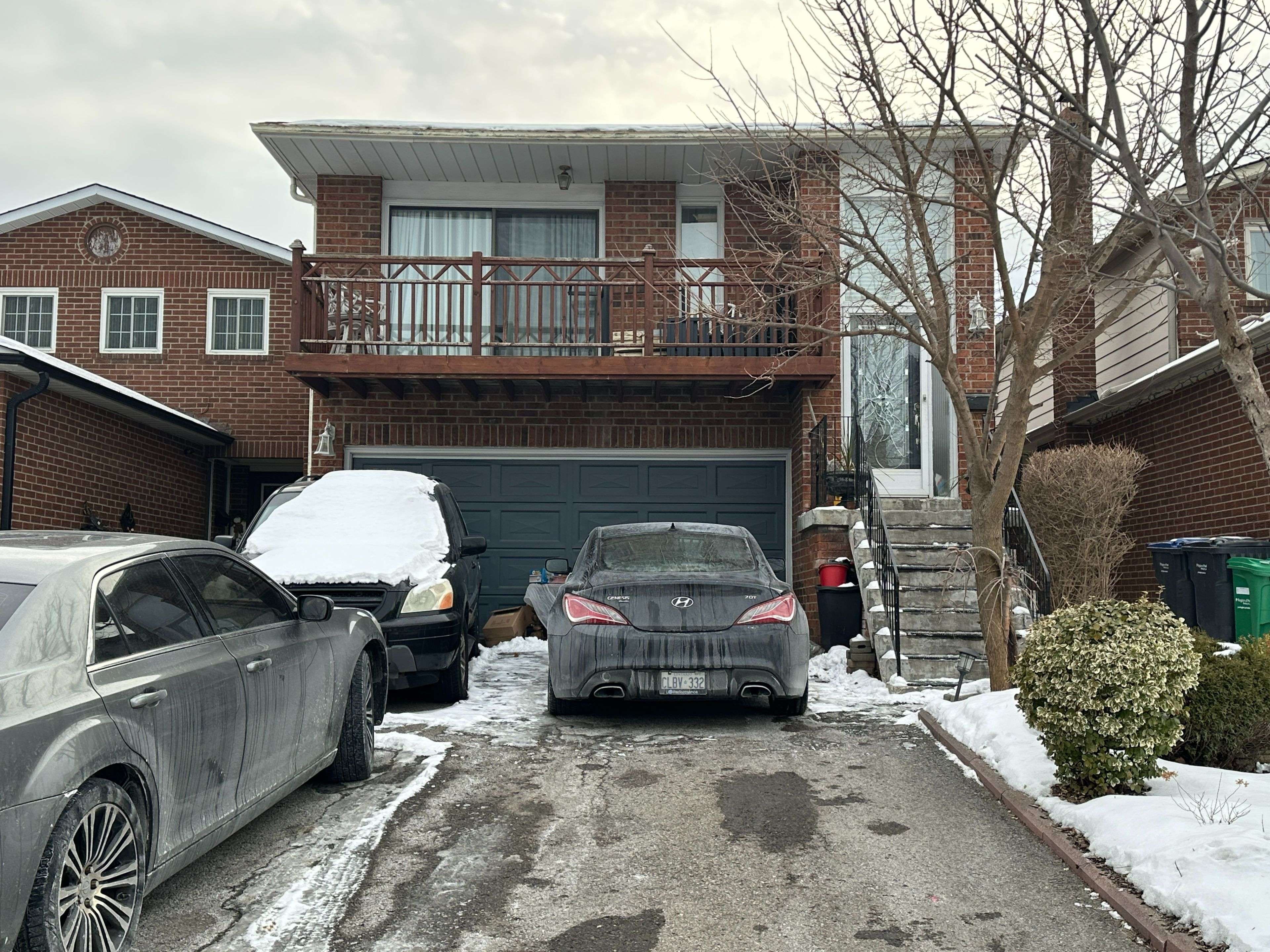 Brampton, ON L6Z 1X4,56 Trewartha CRES #lower