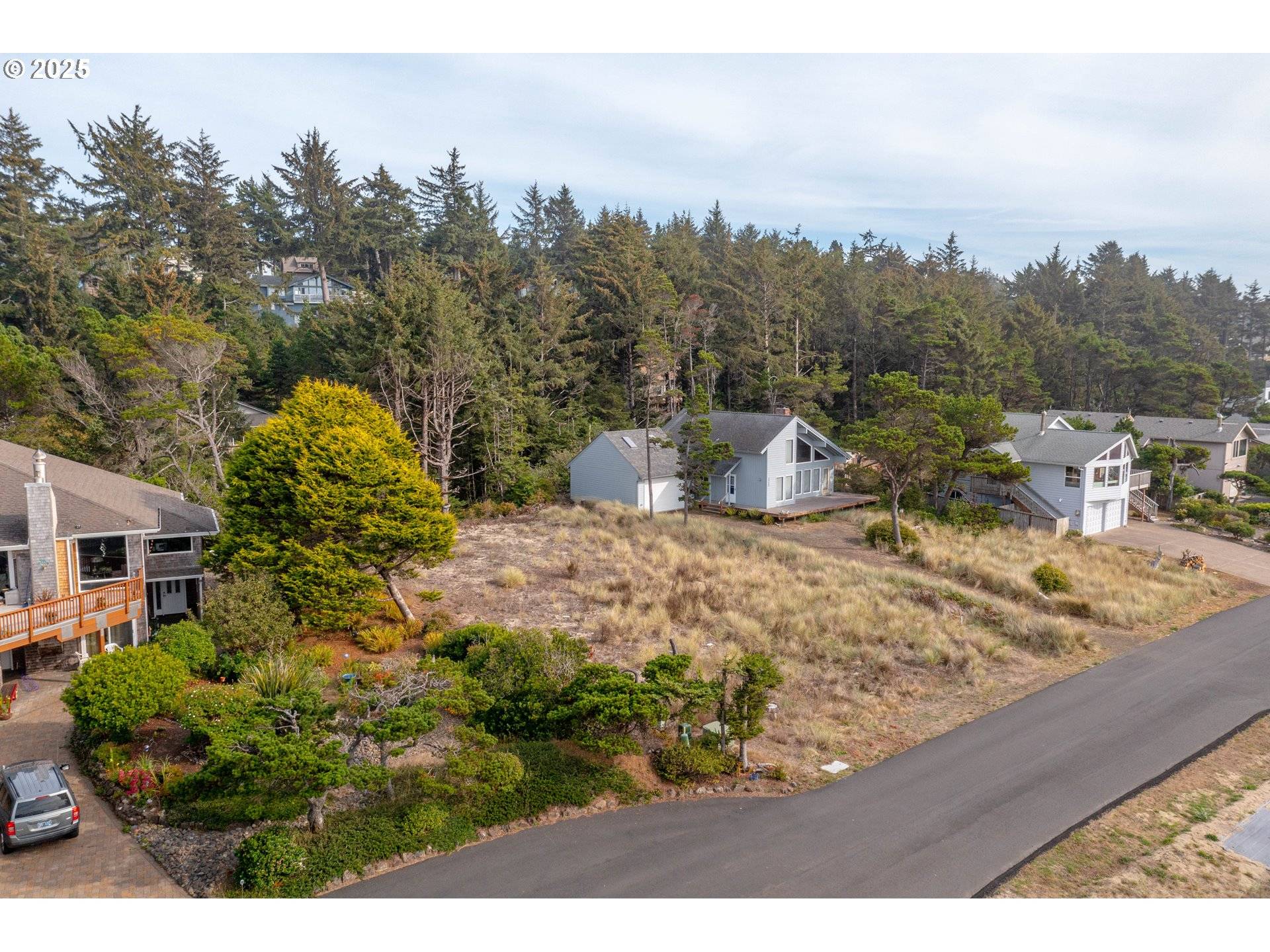 Waldport, OR 97394,3801 NW HIDDEN LAKE DR