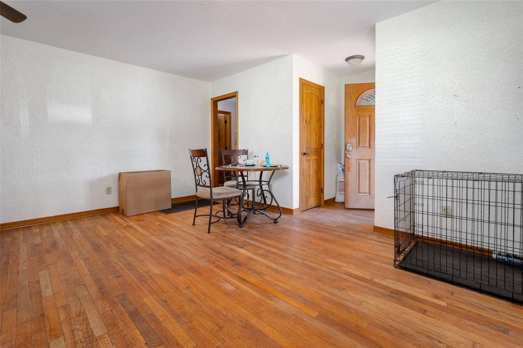 Lindsay, OK 73052,928 W Cherokee Place