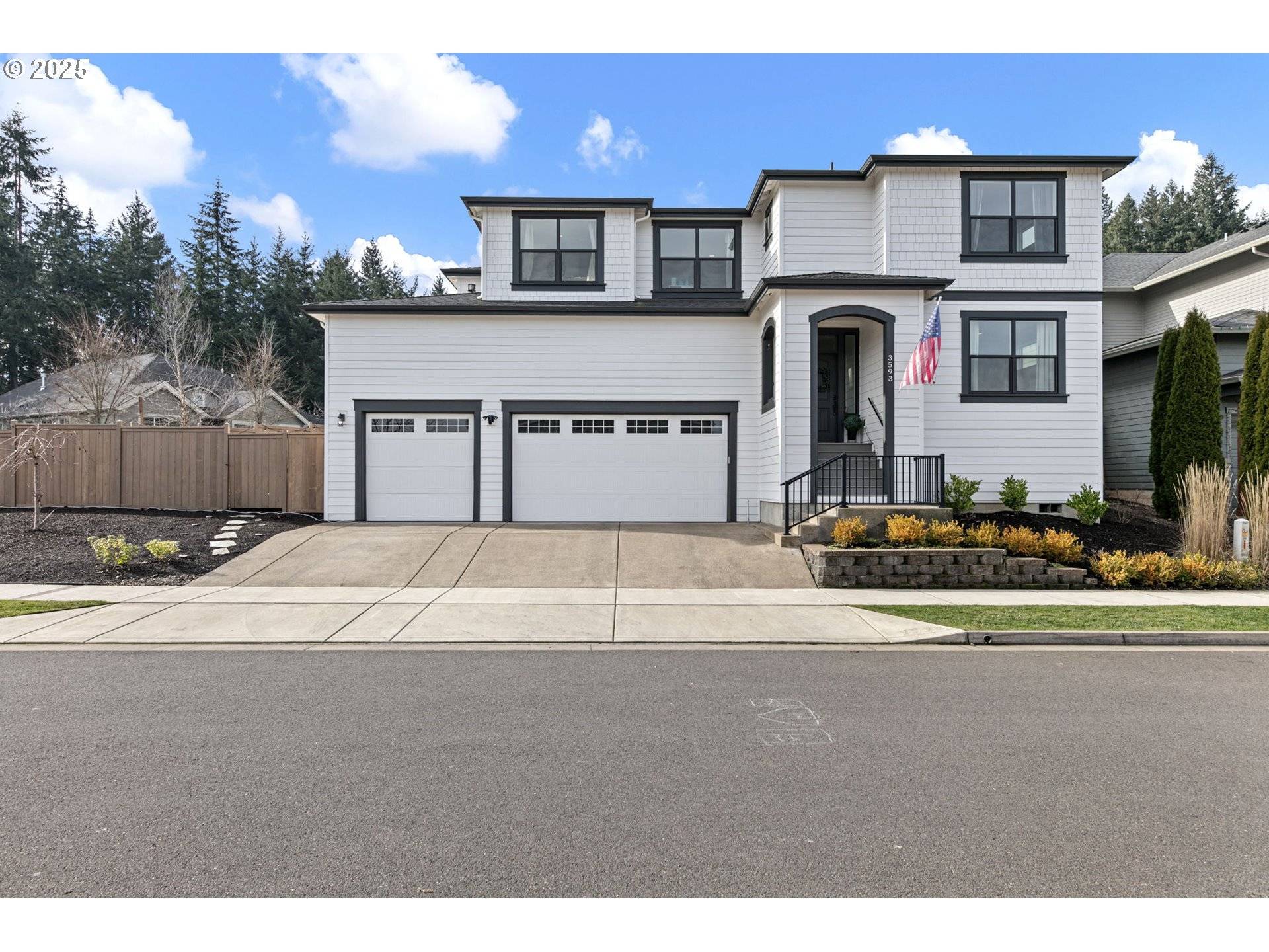 Eugene, OR 97405,3593 VISTA HEIGHTS LN