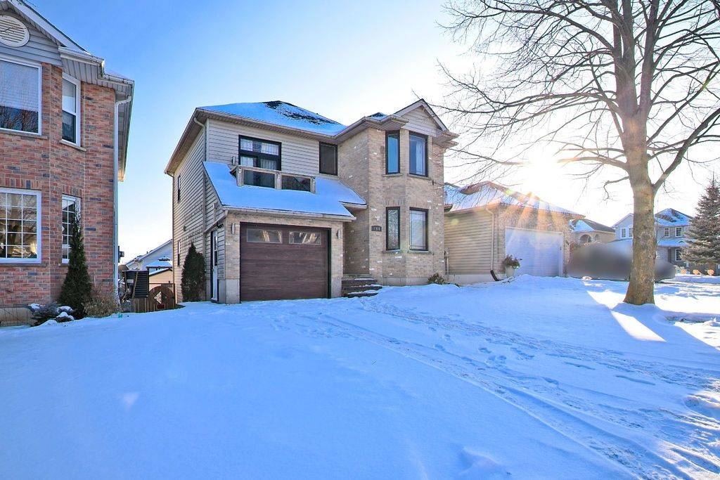 Woodstock, ON N4V 1G4,790 HUNTERS GATE CRES