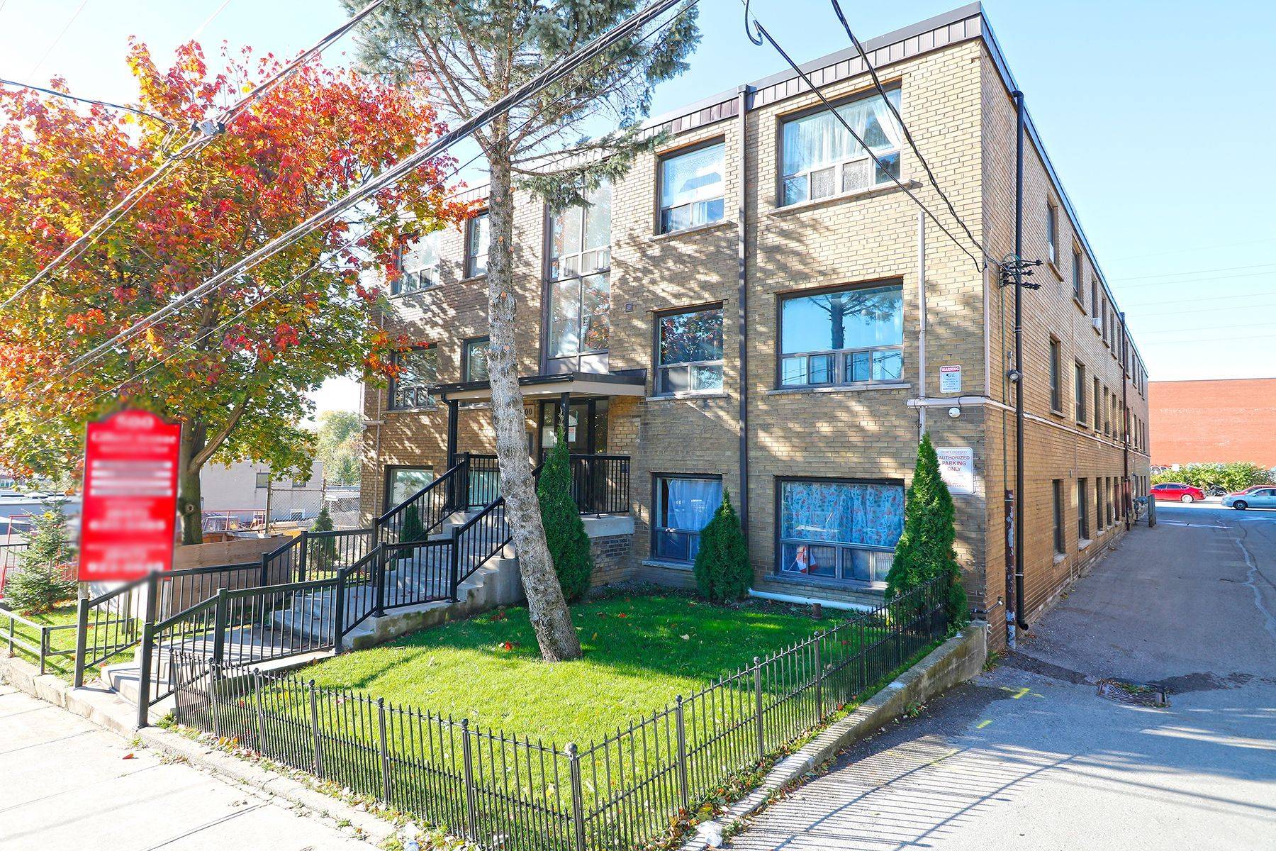 Toronto W03, ON M6E 4X5,500 Gilbert AVE #202