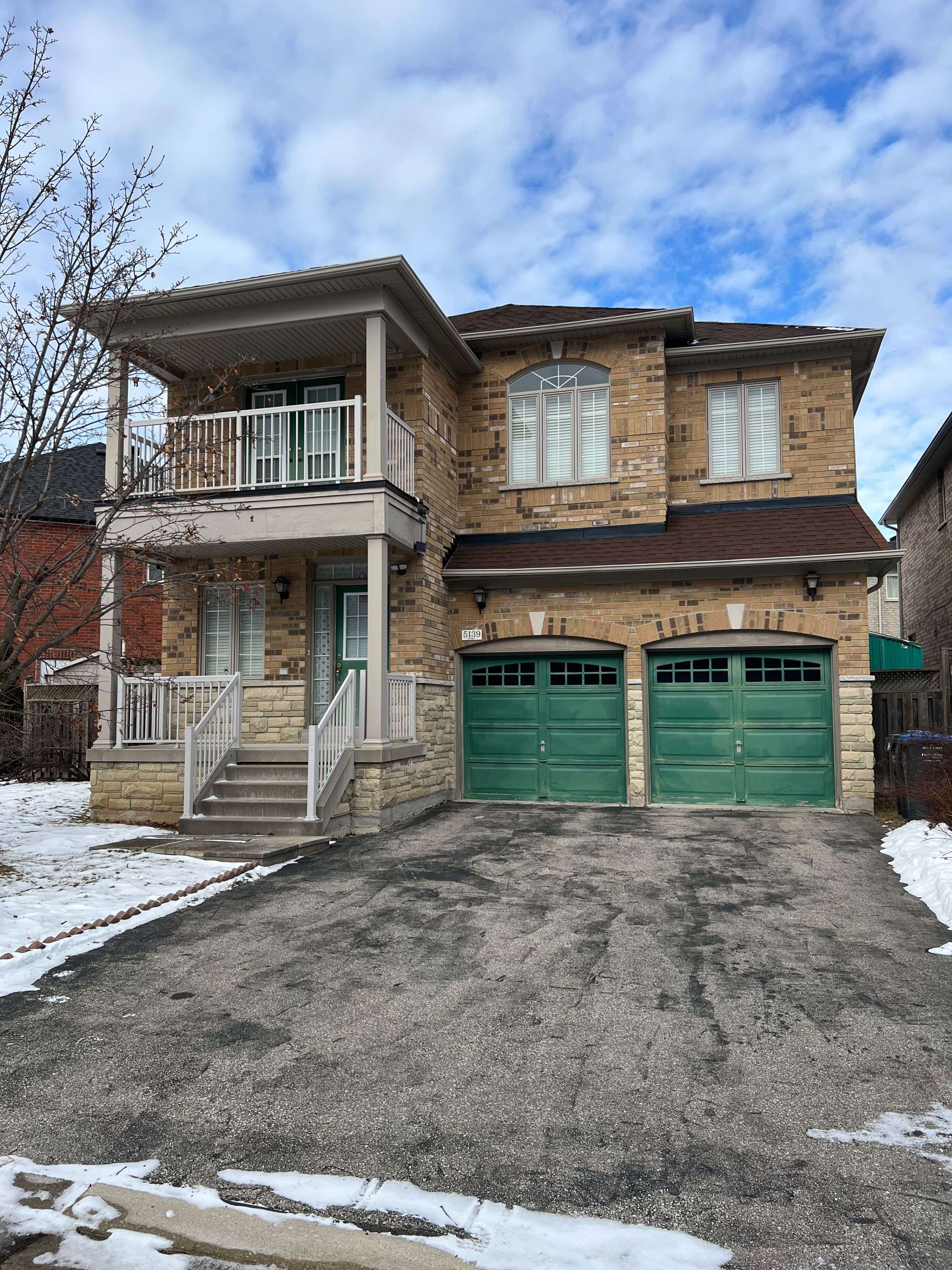 Mississauga, ON L5M 8B7,5139 Littlebend DR