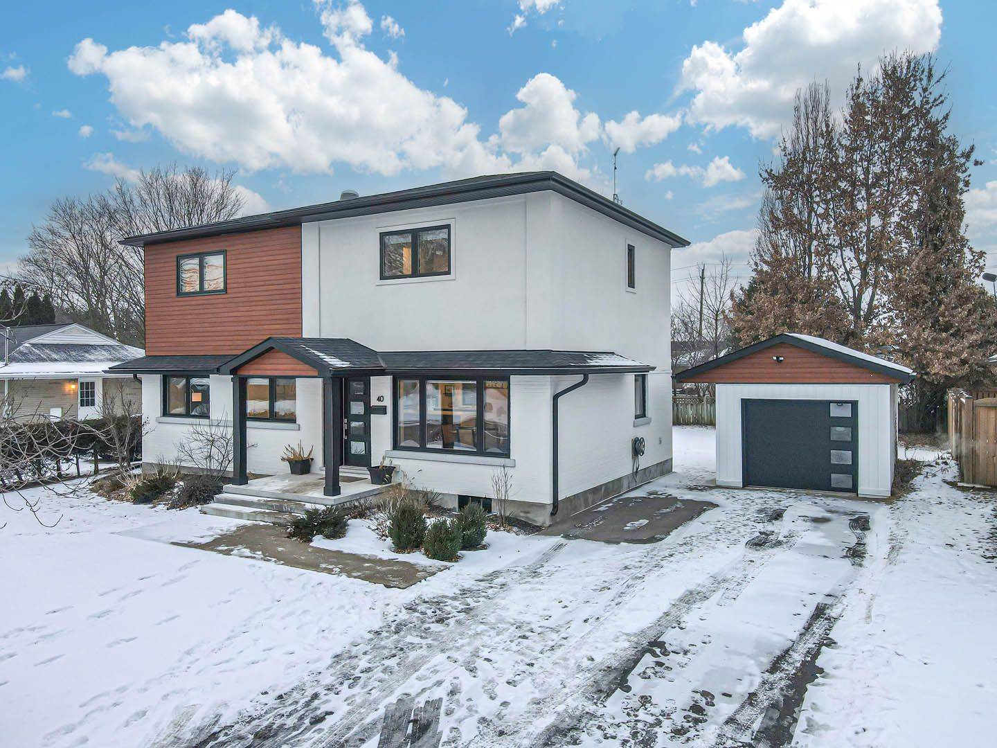 Brant, ON N3R 3N3,40 Varadi AVE