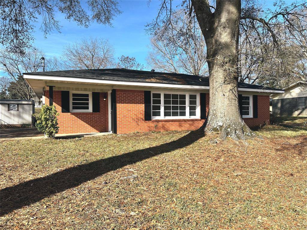 Minden, LA 71055,419 Fincher Road