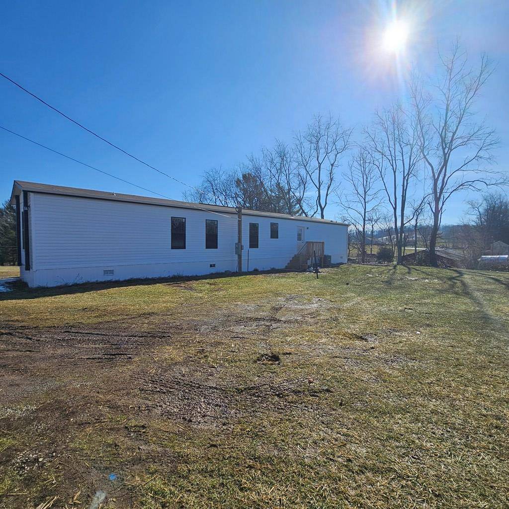 Meadowview, VA 24361,15216 Cedar Creek Road