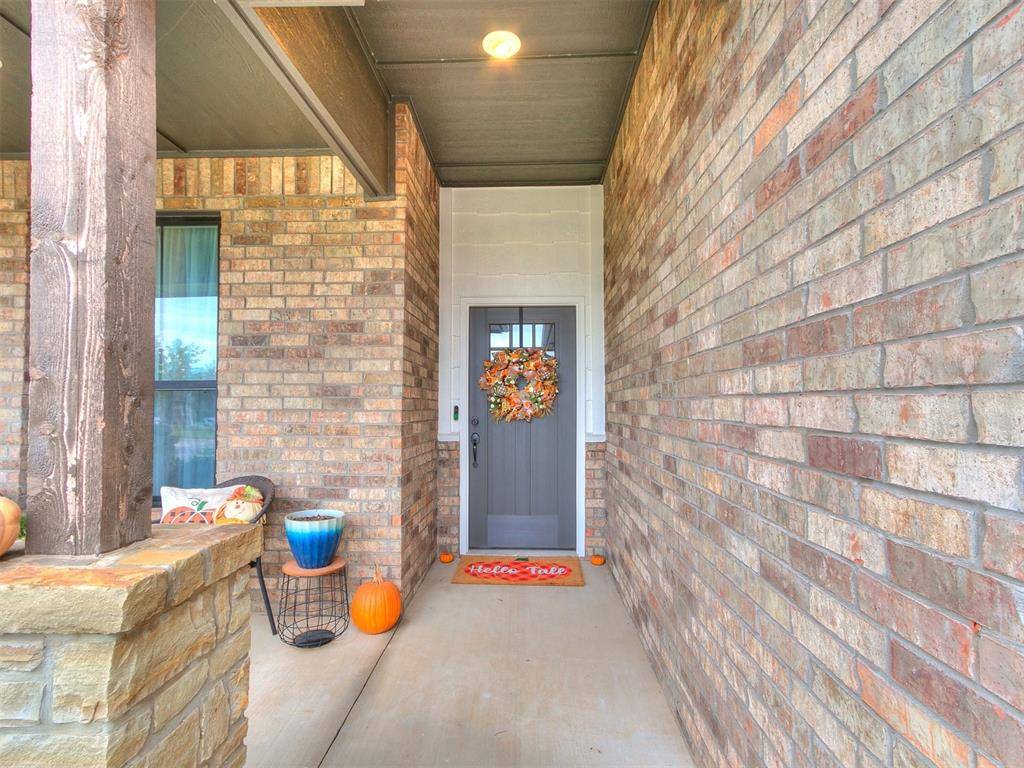 Edmond, OK 73007,8724 Snow Court