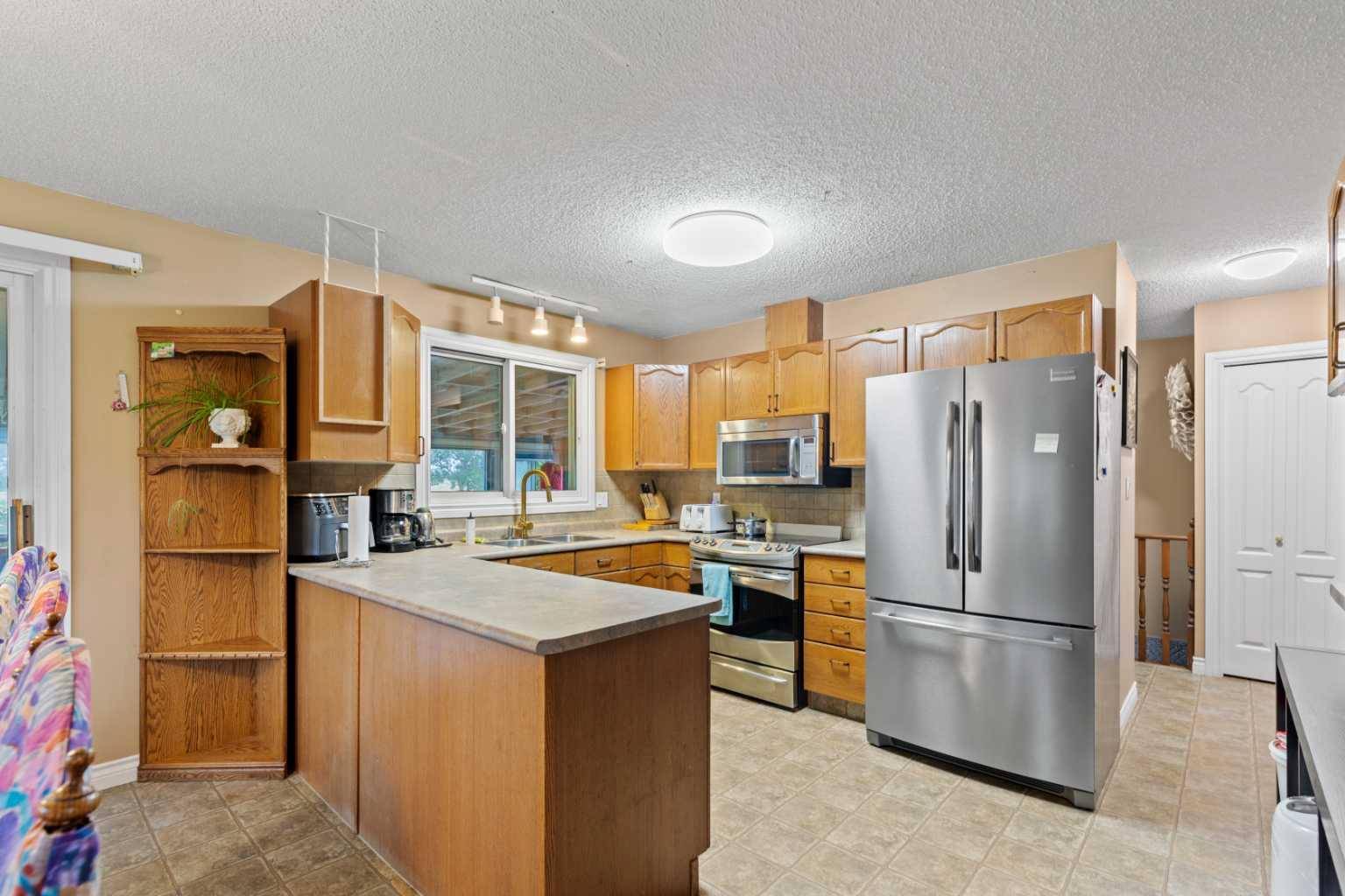 Grande Prairie, AB T8X4K1,715060 Range Road 64,