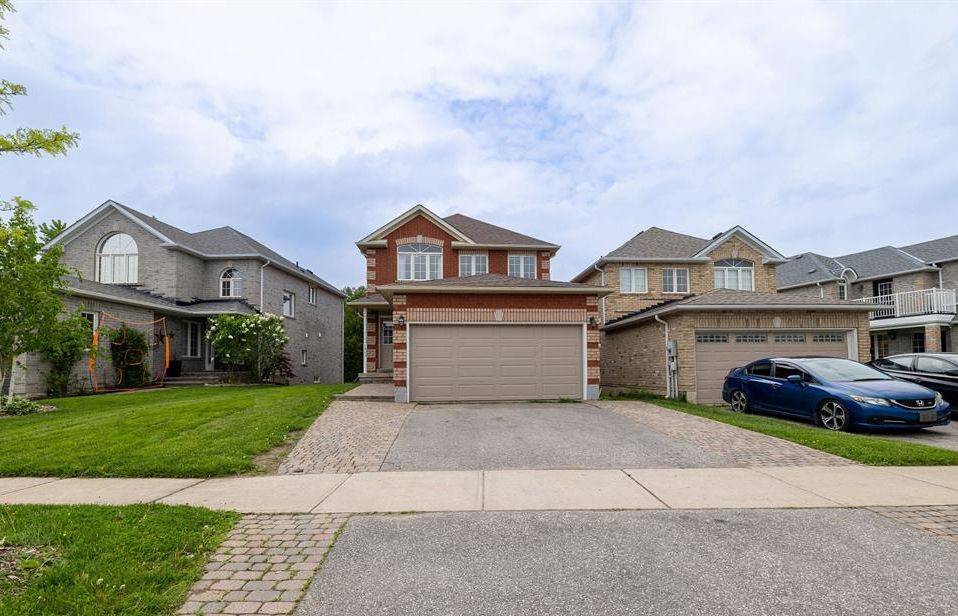 Innisfil, ON L9S 4Y3,1463 Forest ST #Upper