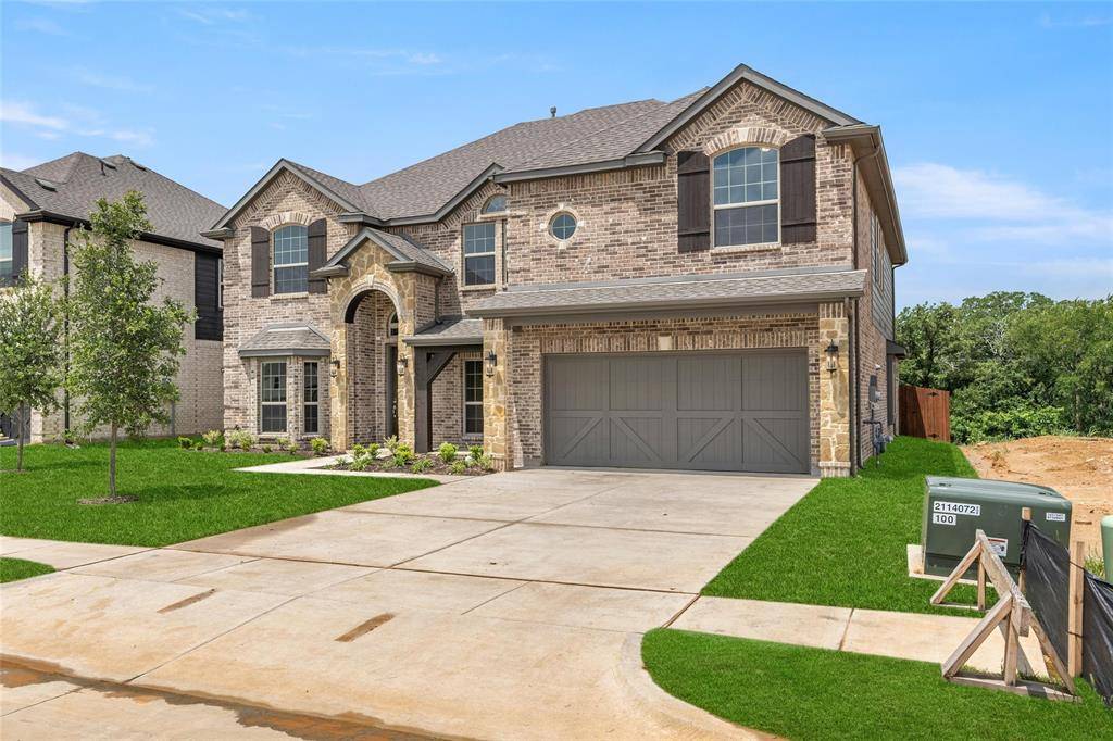 Burleson, TX 76028,1332 Cash Street