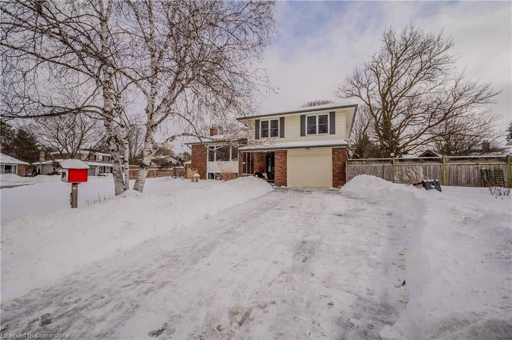 Waterloo, ON N2L 2R1,45 Ridgeview CRES