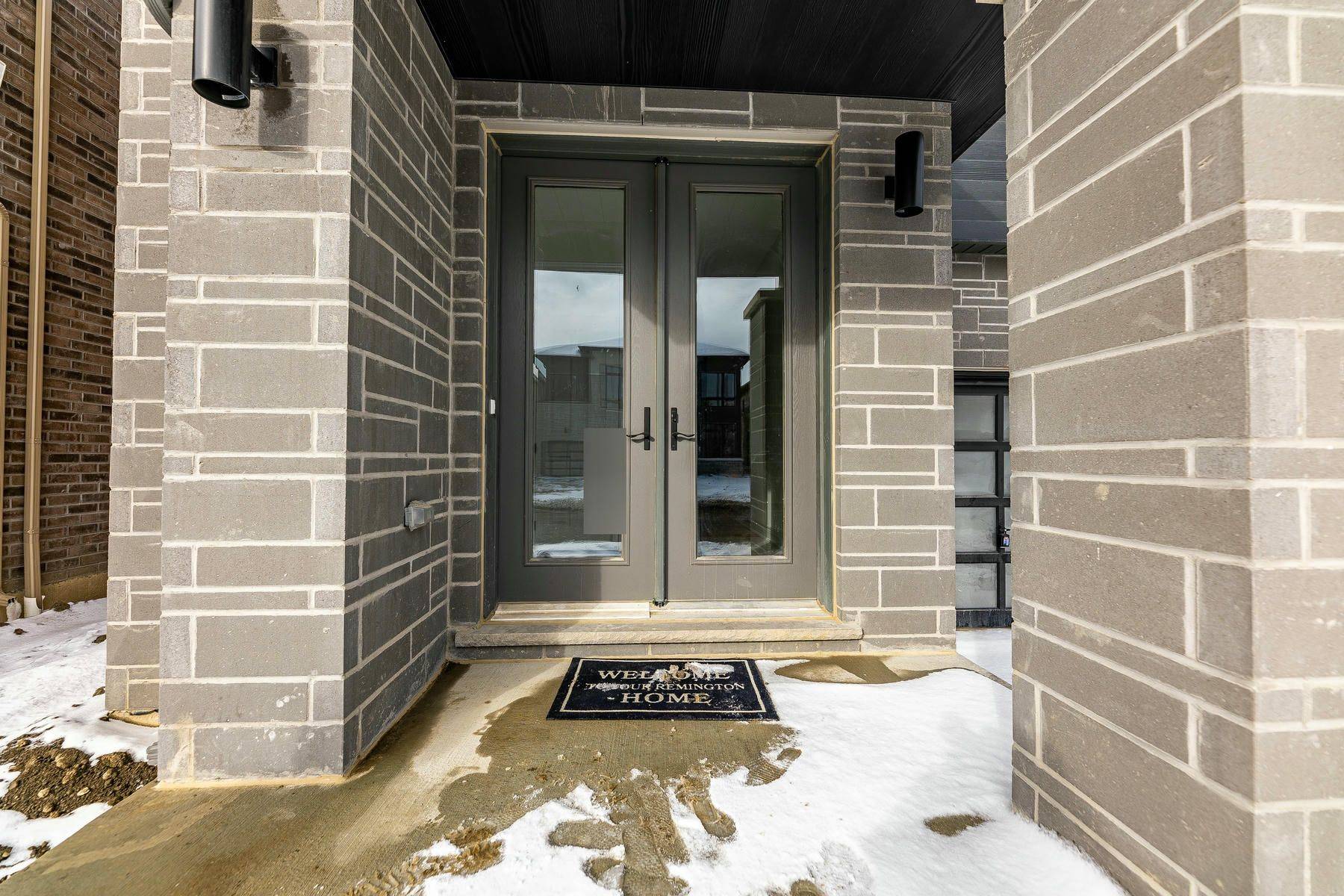 Brampton, ON L6R 4E8,27 Keyworth CRES