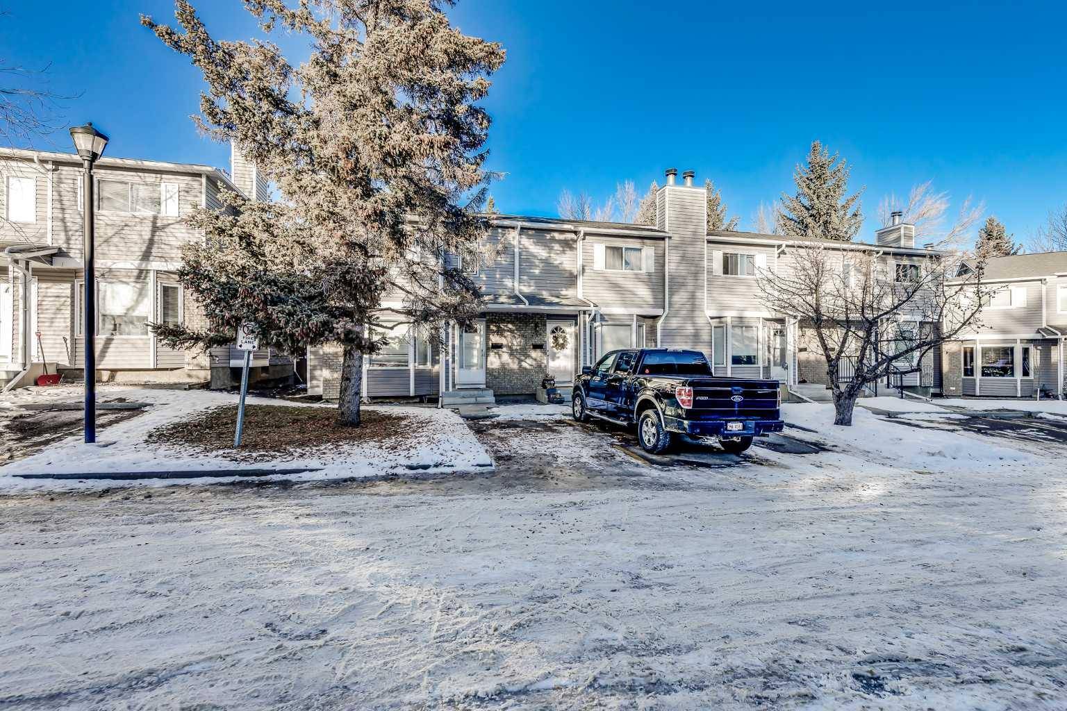 Calgary, AB T2W 5T6,246 Cedarwood PARK SW