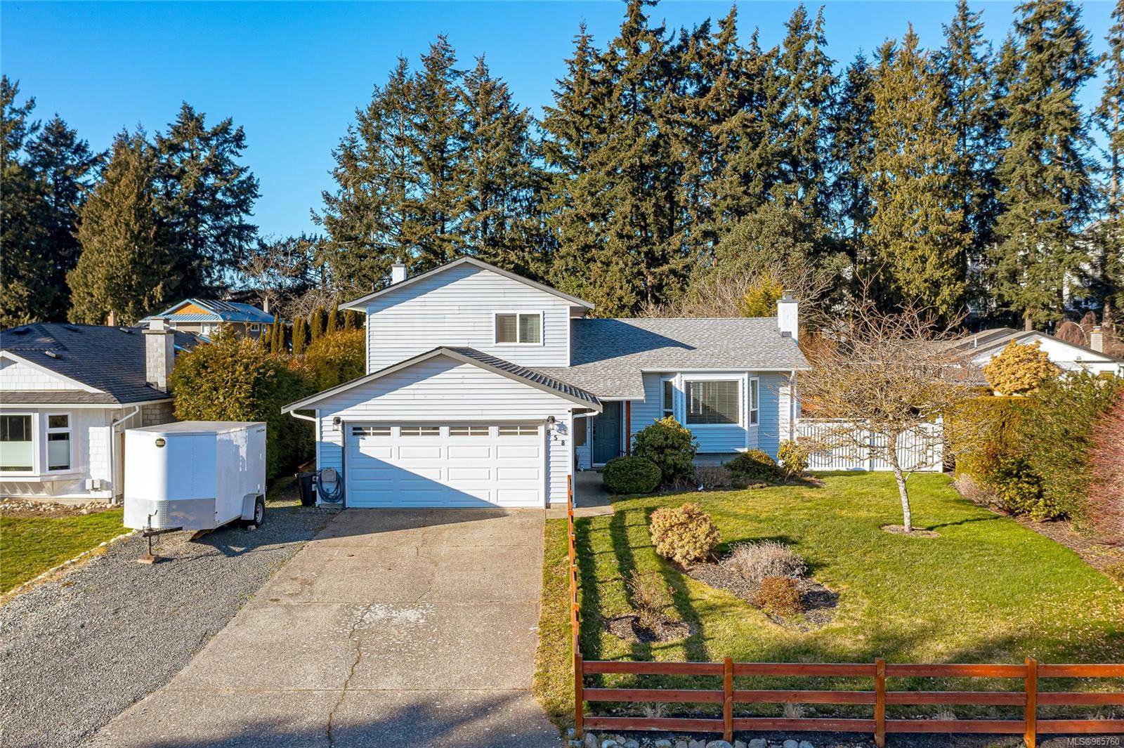 Colwood, BC V9B 5L2,858 Sunridge Valley Dr