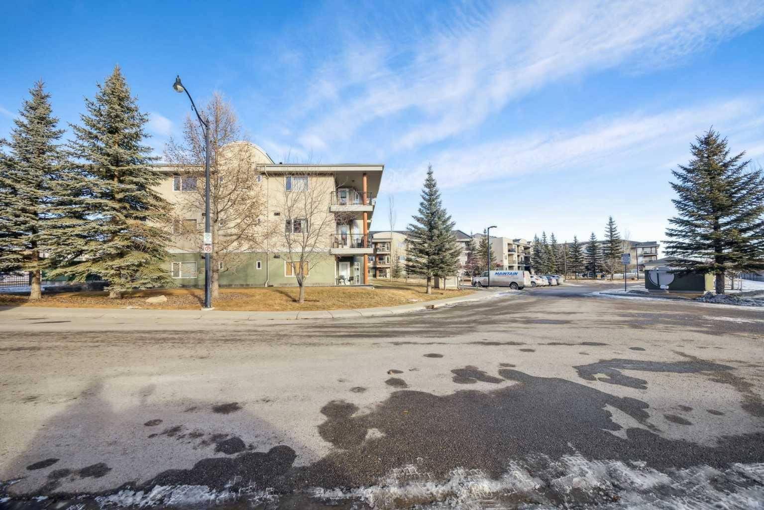 Calgary, AB t3h 5v5,69 Springborough CT SW #329