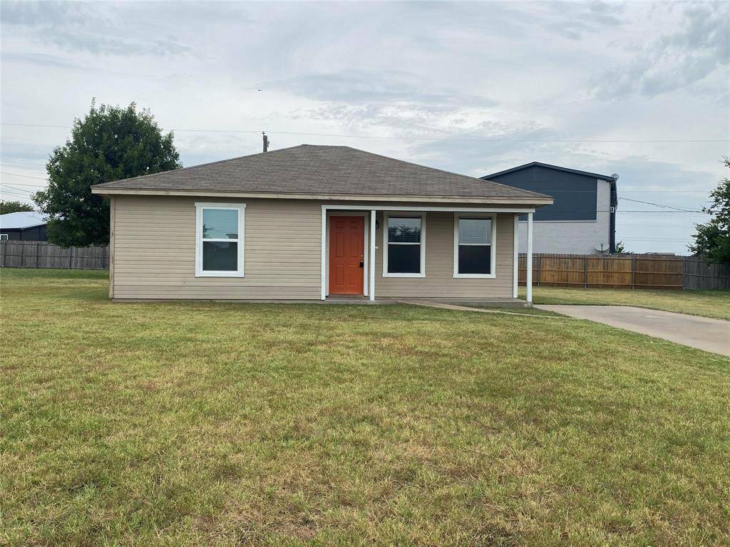 Cleburne, TX 76033,1704 Overland Drive