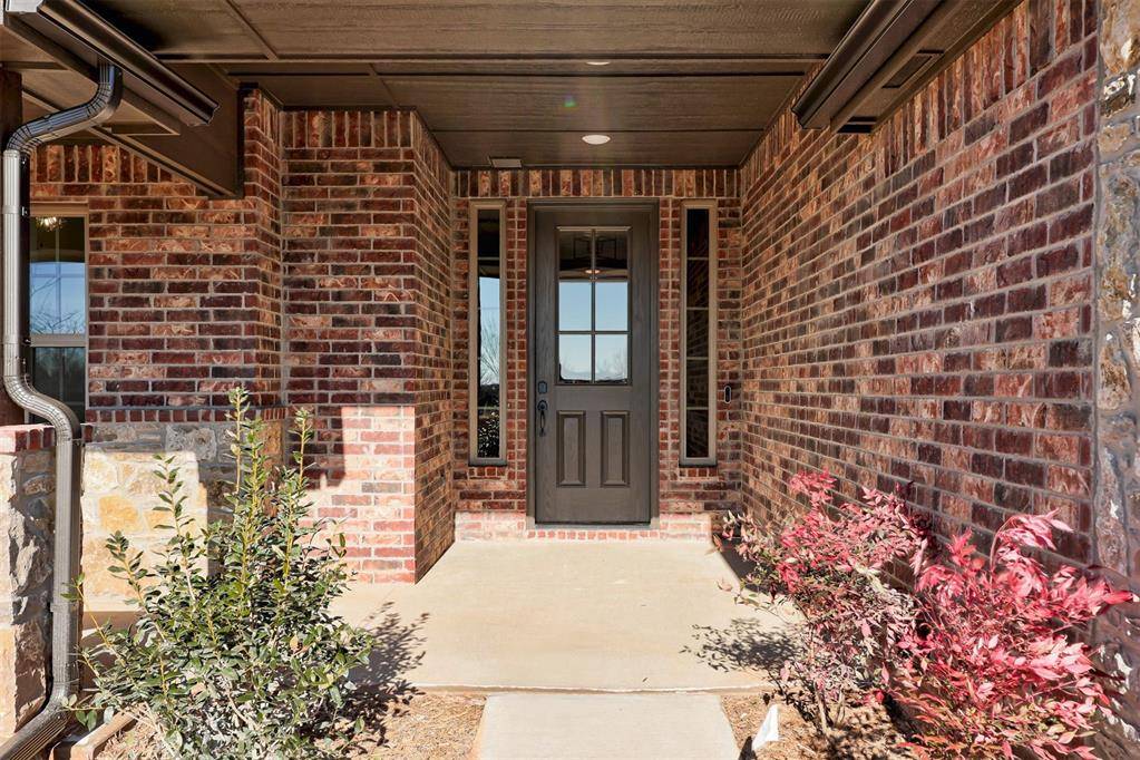 Edmond, OK 73025,13540 Hickory Way