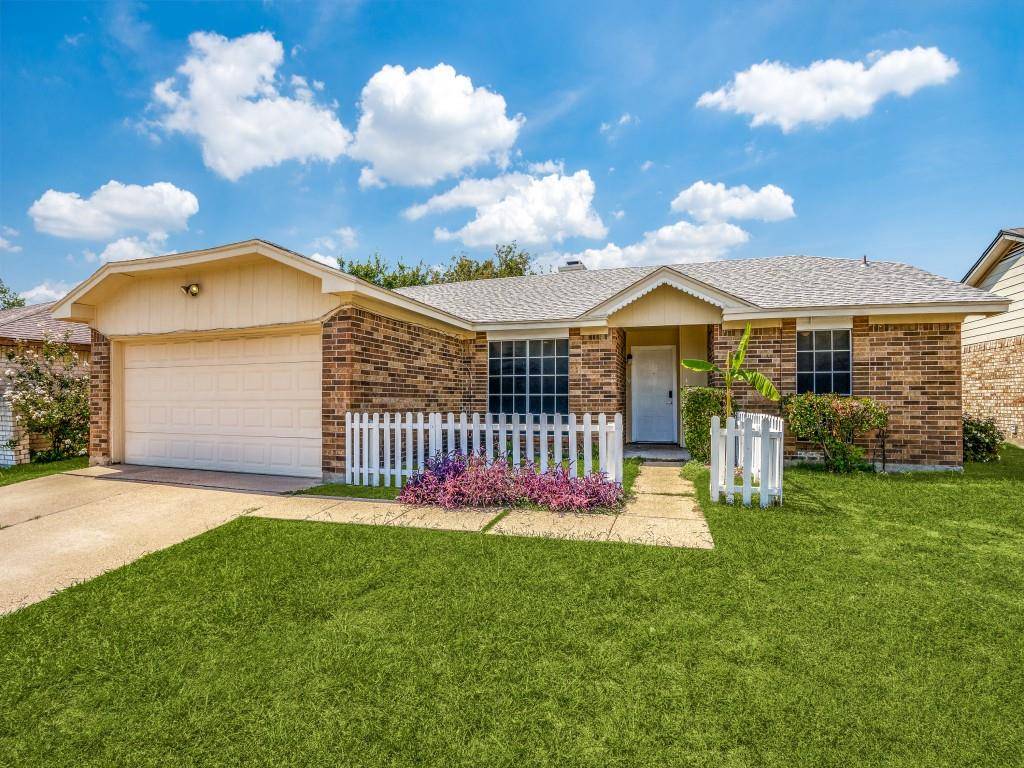 Arlington, TX 76018,5302 Pampas Court