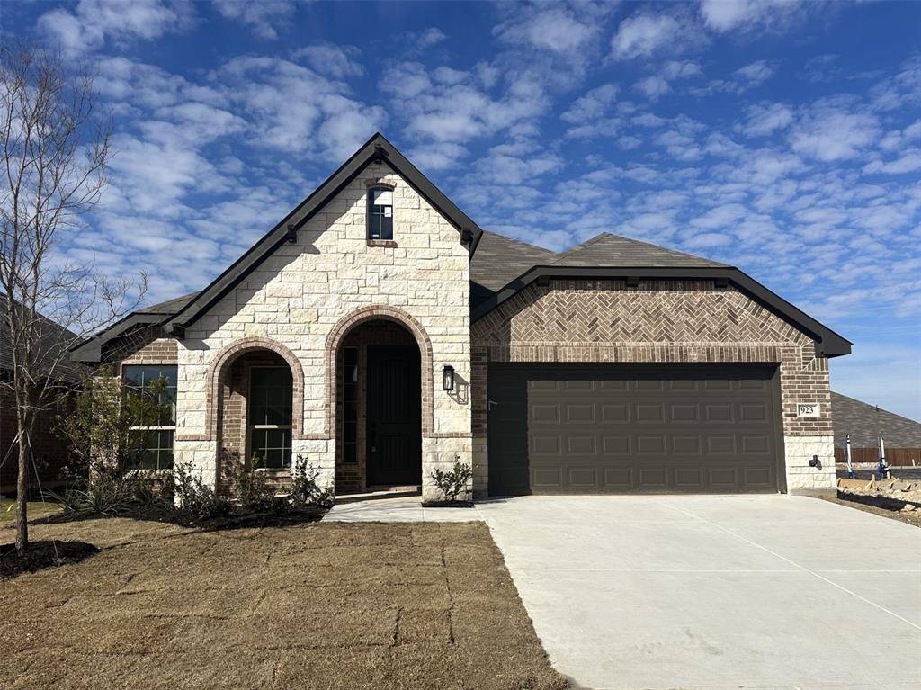 Cleburne, TX 76033,923 Madeline Lane