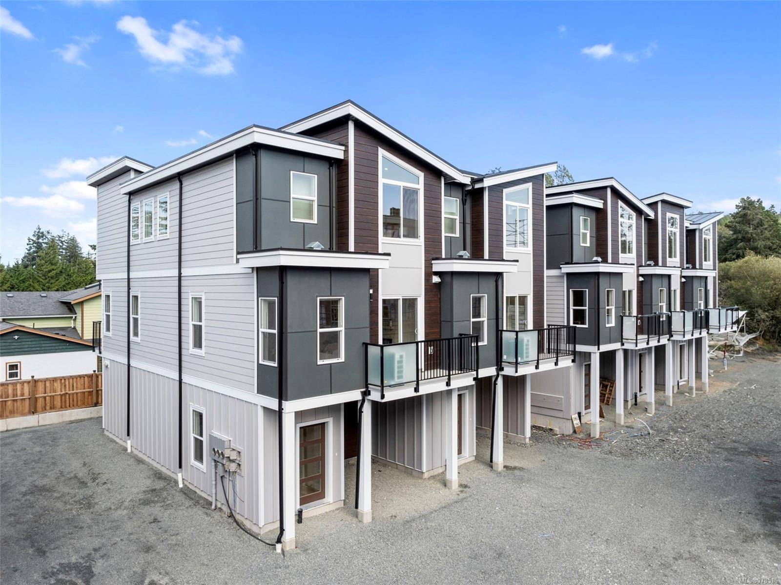 Langford, BC V9C 2Z8,1215 Arcadiawood Crt
