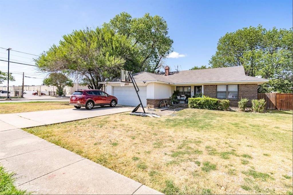 Garland, TX 75042,1533 Meadowcrest Drive