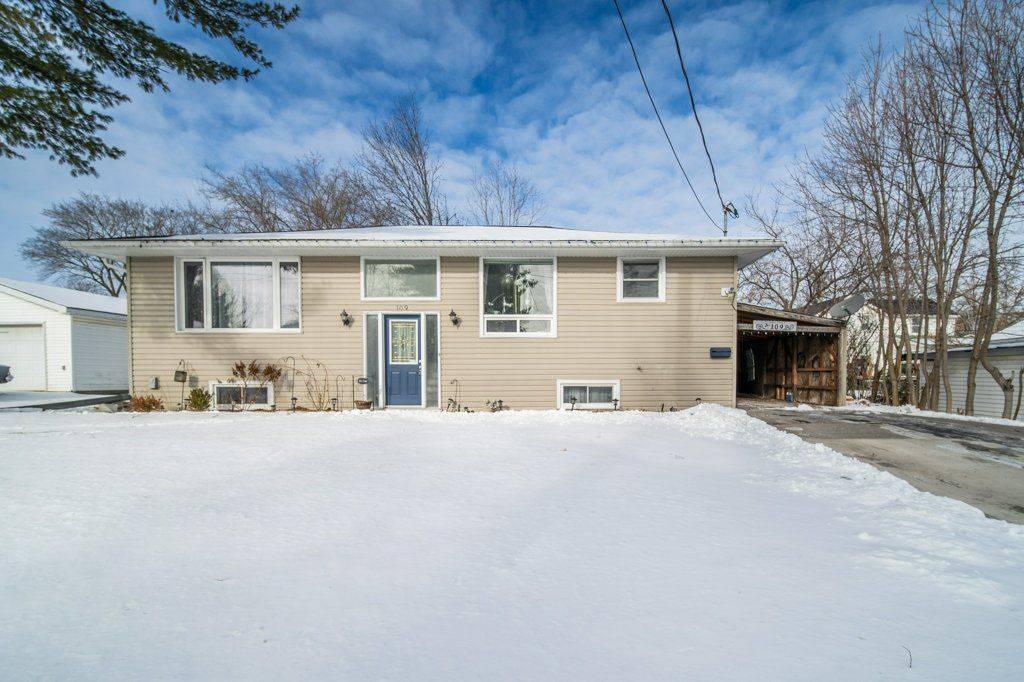 Lennox & Addington, ON K7R 1V9,109 Water ST W