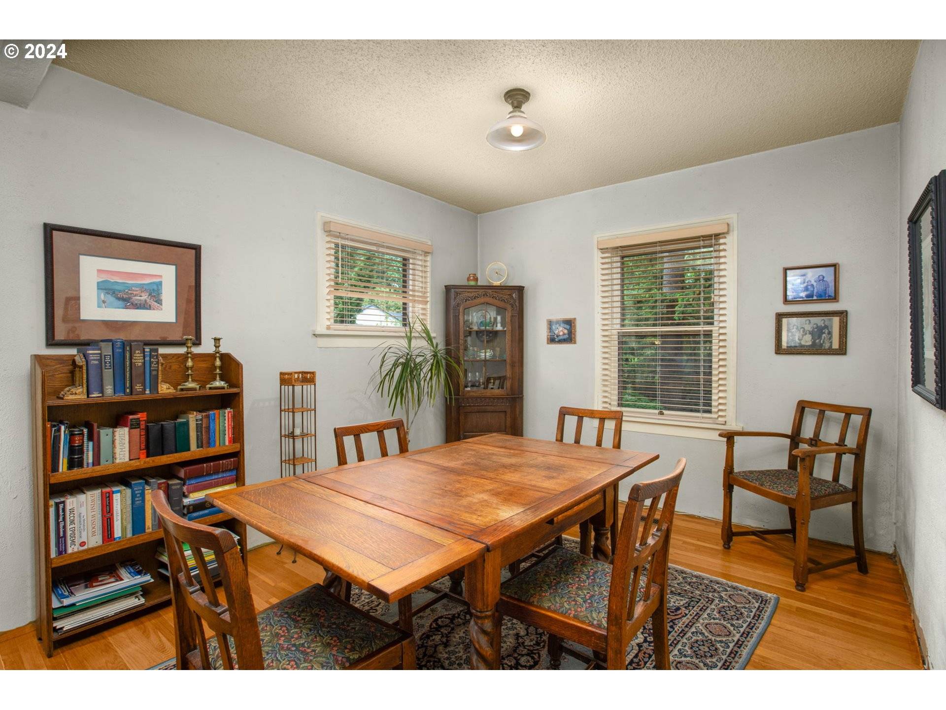 Portland, OR 97219,7298 SW CAPITOL HILL RD