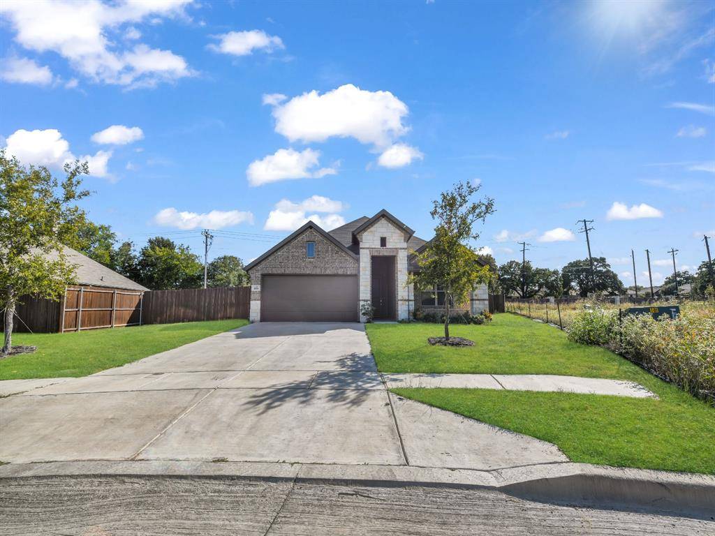 Azle, TX 76020,624 Orchid Drive