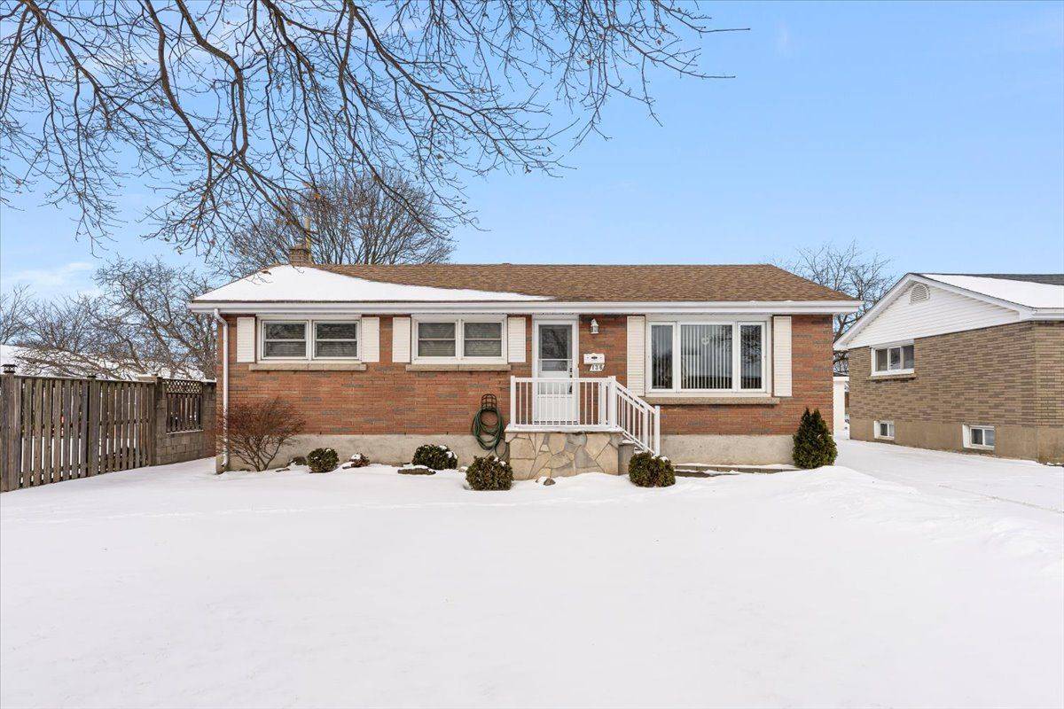 Thorold, ON L2V 3B9,136 Elgin ST