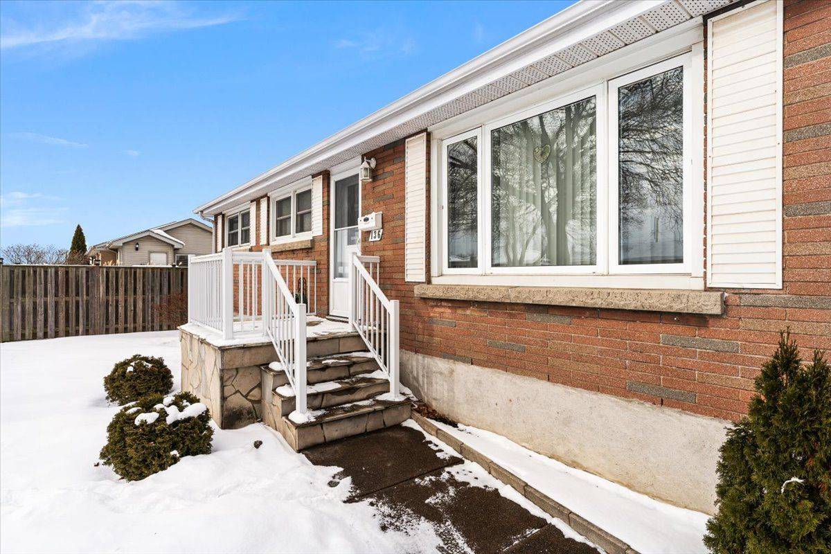 Thorold, ON L2V 3B9,136 Elgin ST