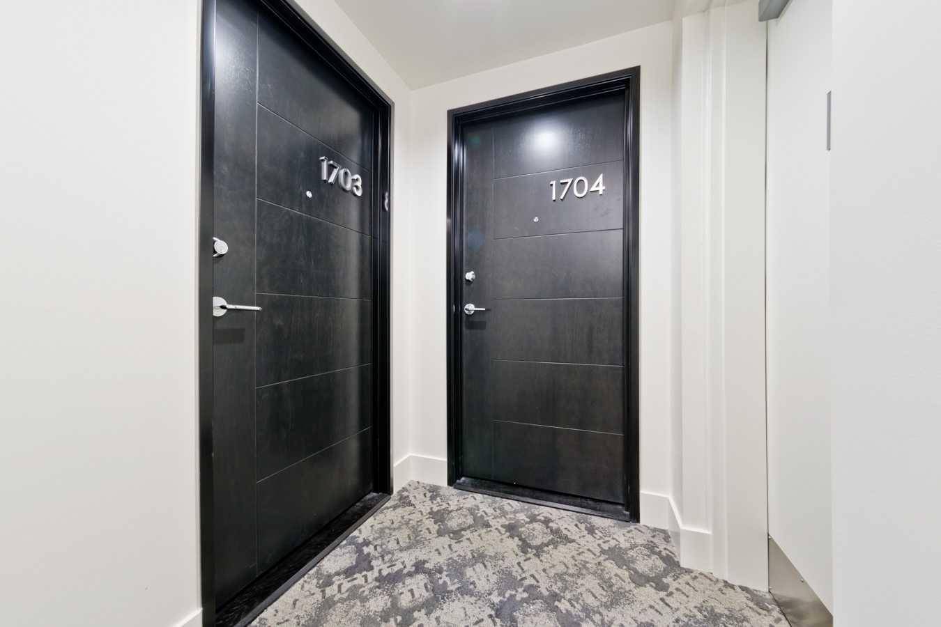 Calgary, AB T2P1J3,930 6 AVE SW #1704