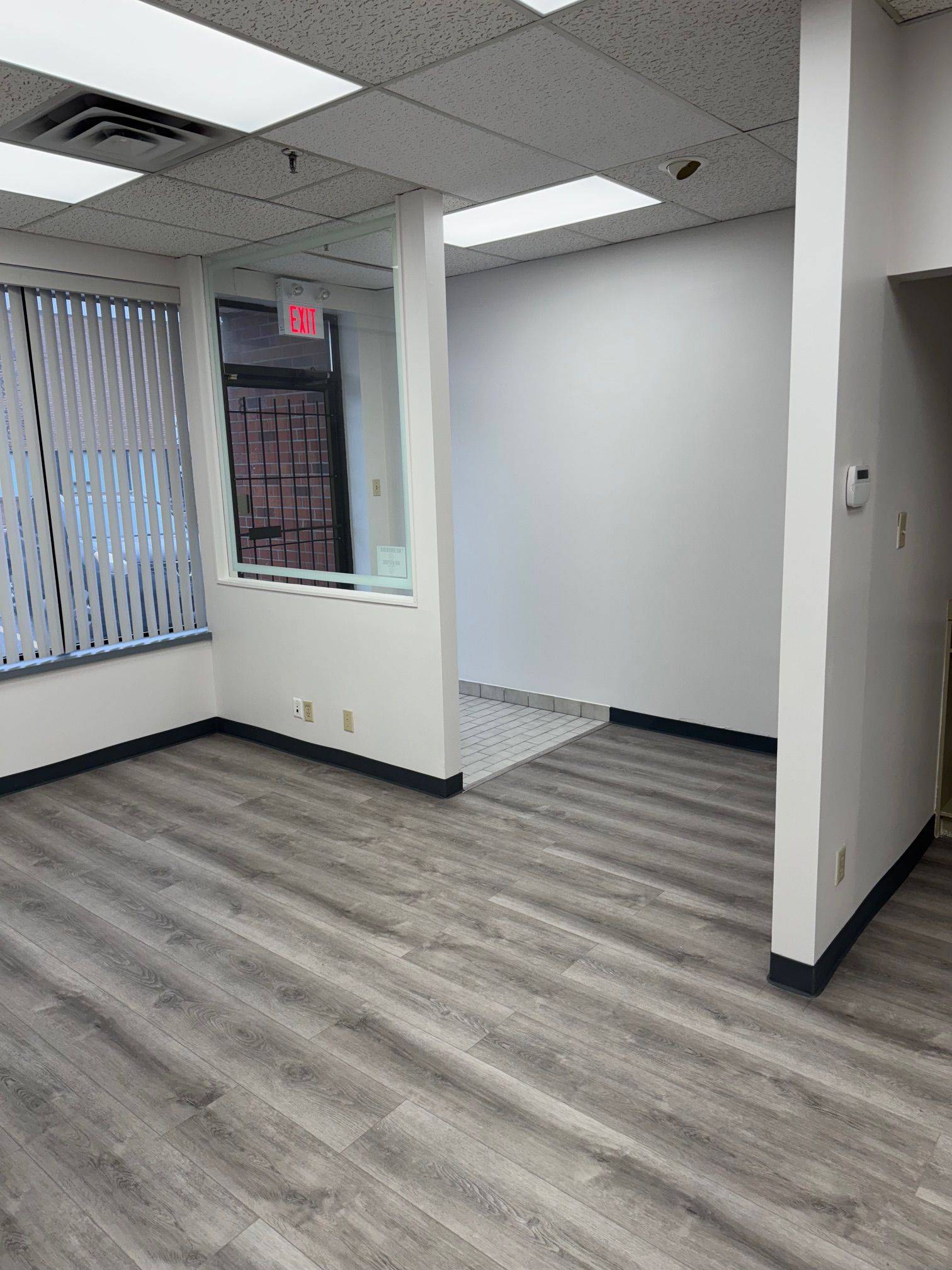Mississauga, ON L4Z 3K5,215 TRADERS BLVD E #unit #8