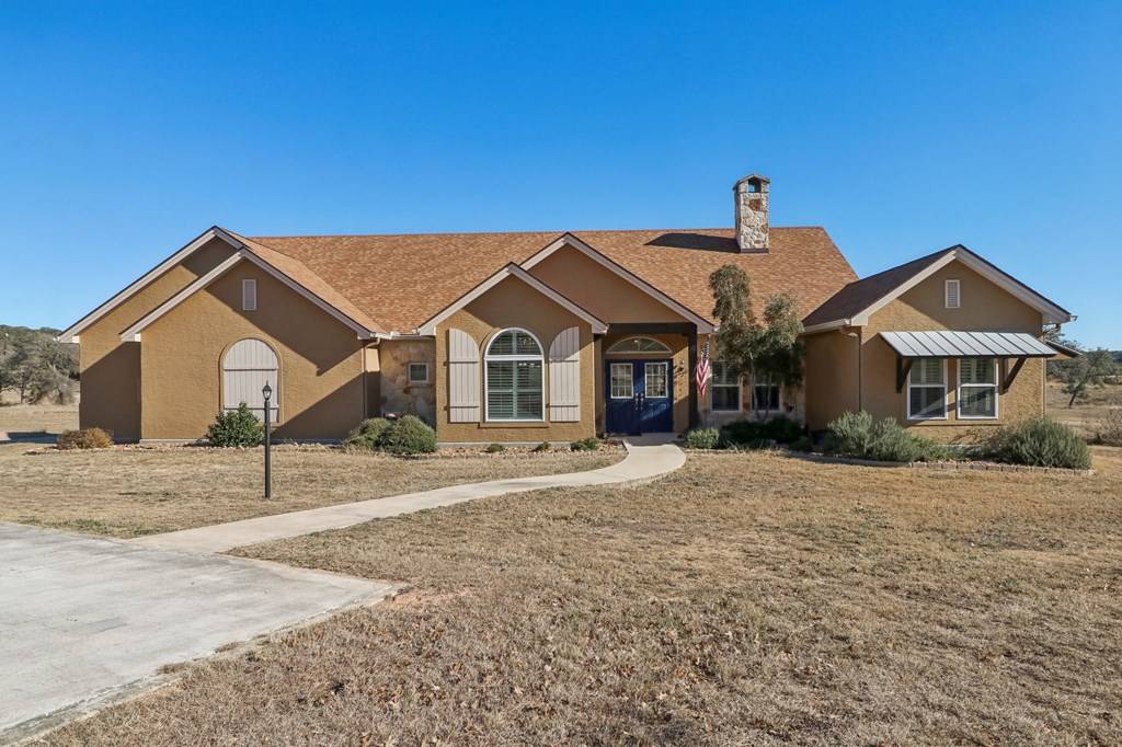 Ingram, TX 78025,221 Cypress Estates Pkwy W