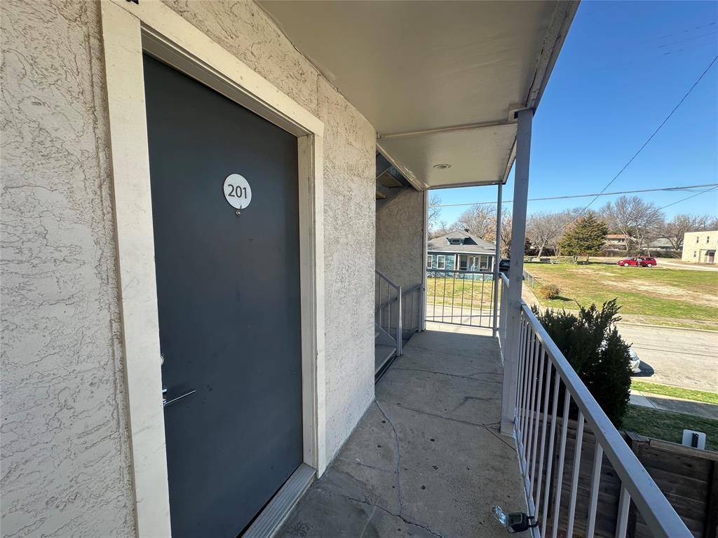 Dallas, TX 75214,5404 Reiger Avenue #201