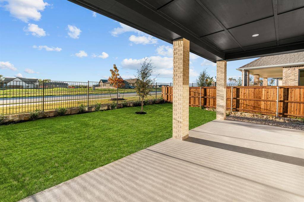 Midlothian, TX 76065,221 Vineyard Lane