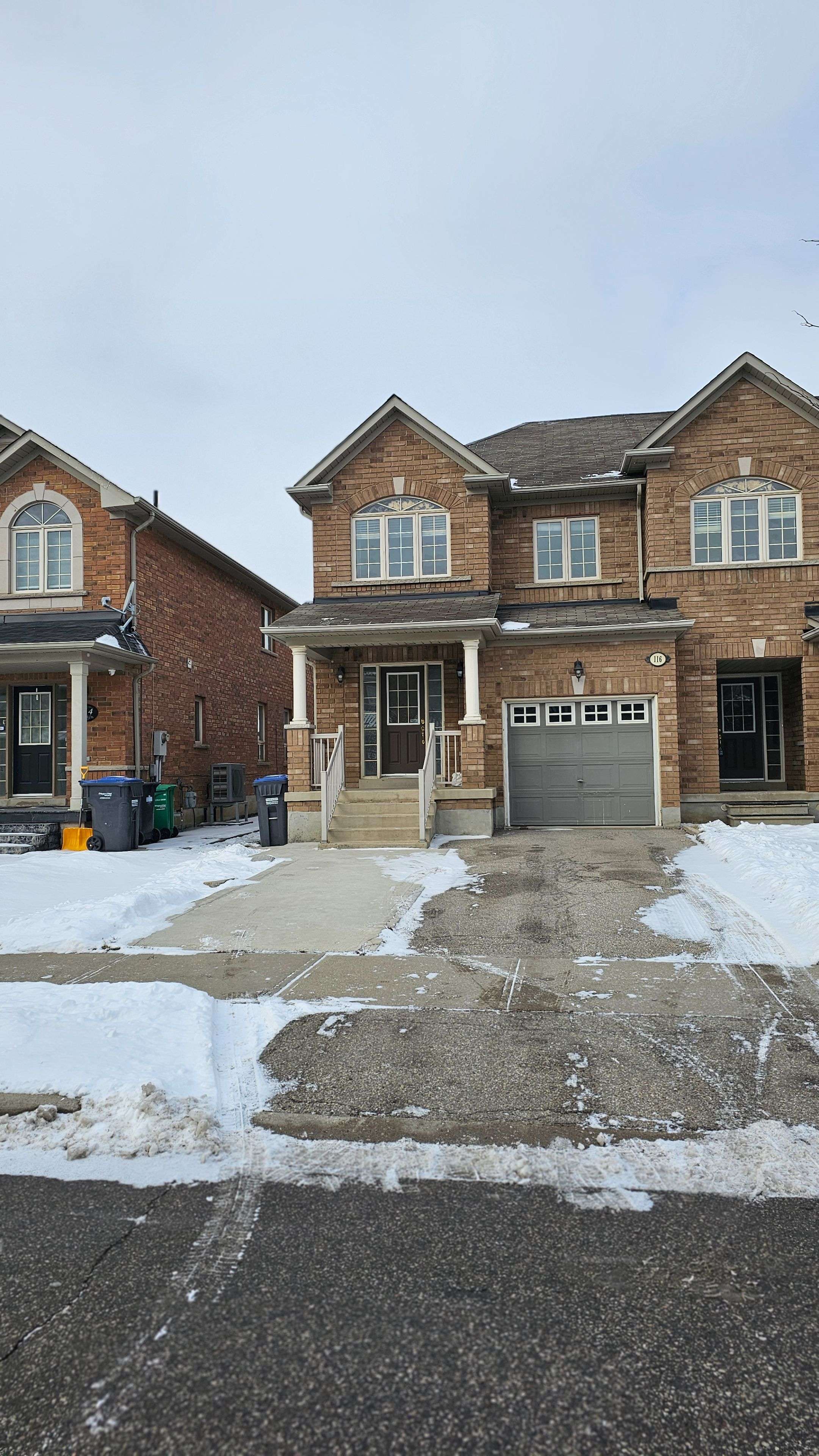 Peel, ON L6R 0V5,116 Tomabrook CRES