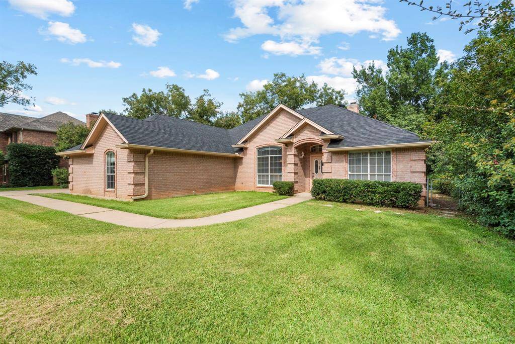 Granbury, TX 76049,8911 Magnolia Vale Drive