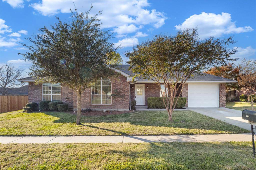 Commerce, TX 75428,906 Roseanne Drive