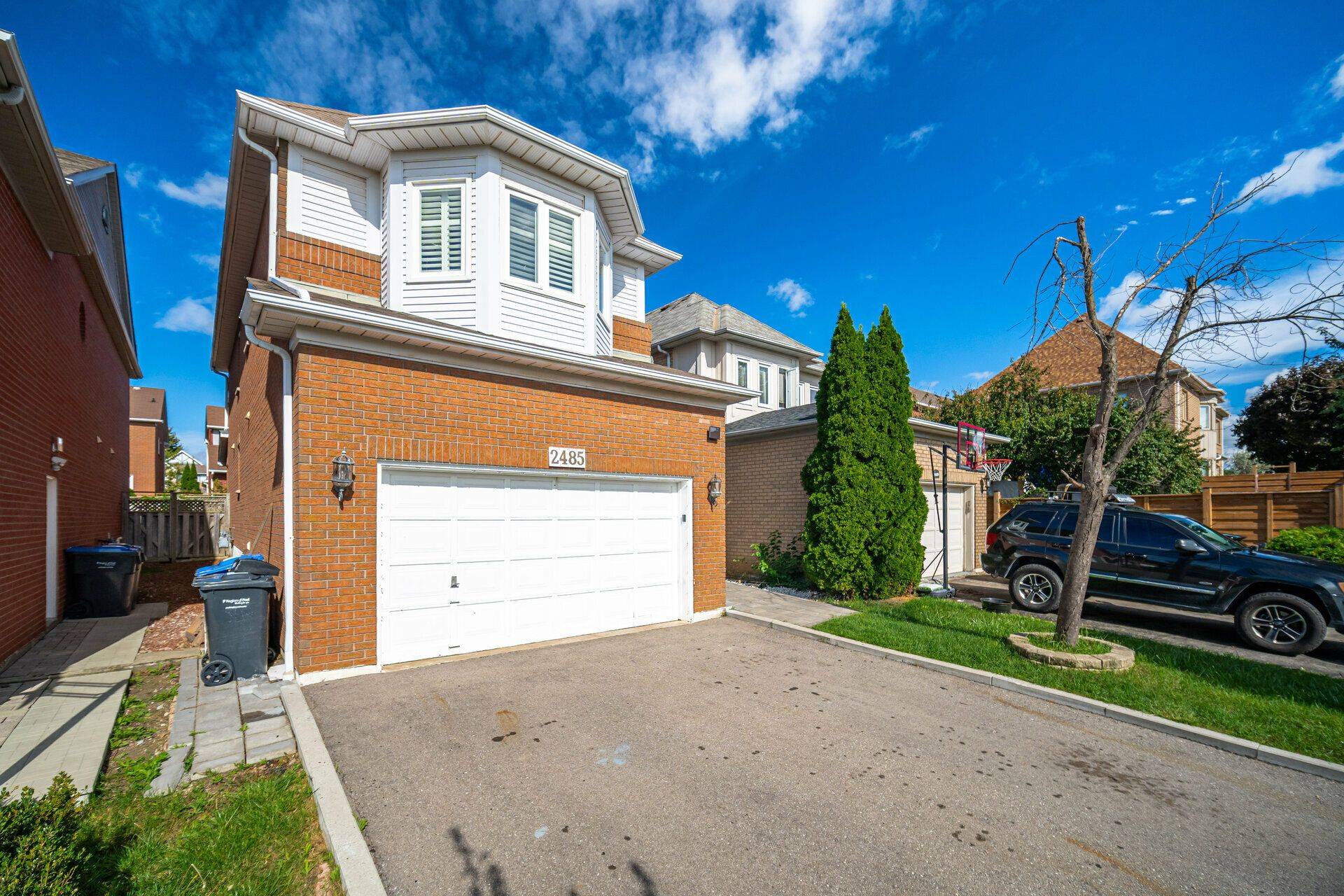 Mississauga, ON L5M 5K9,2485 Strathmore CRES