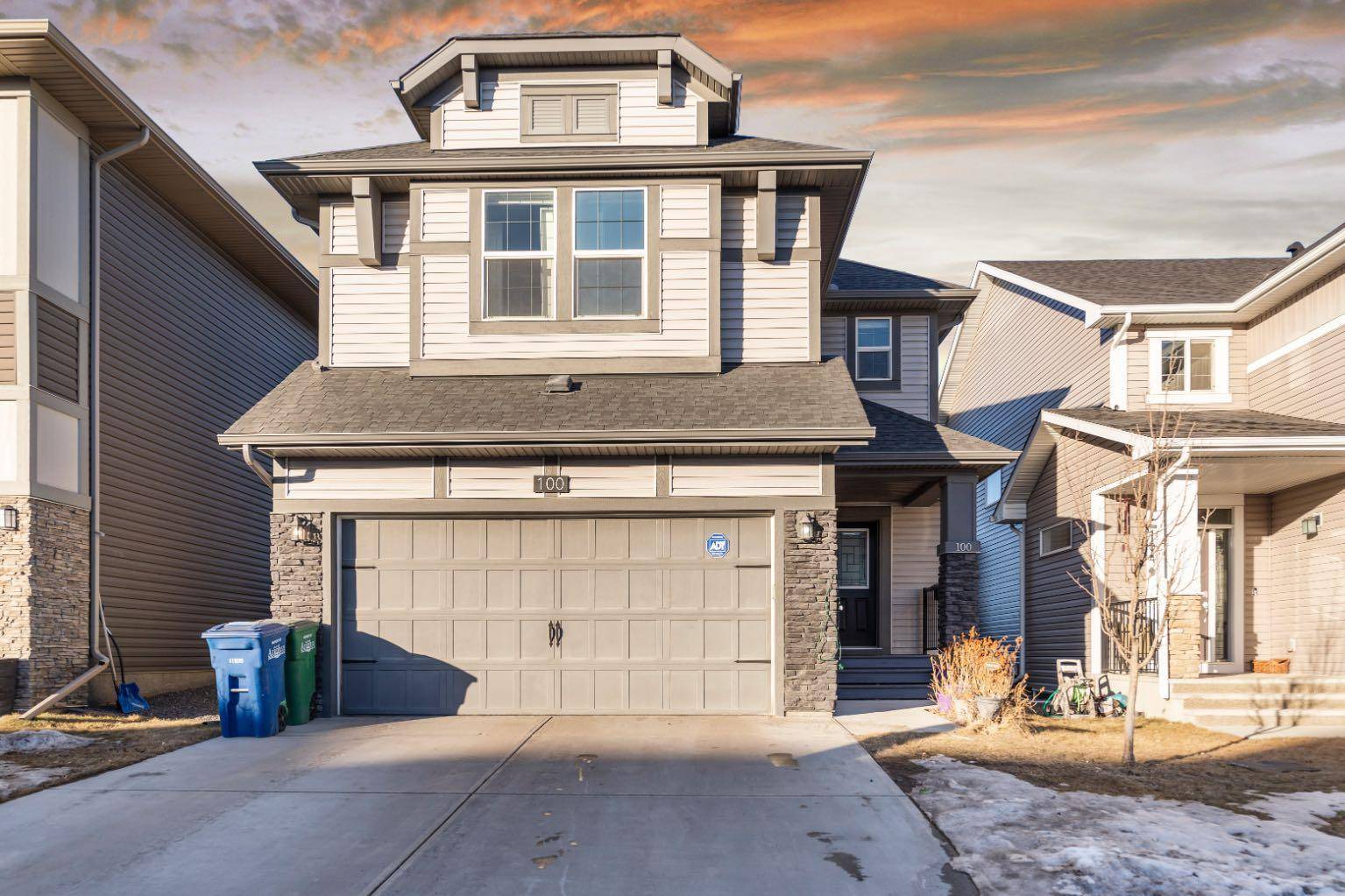 Airdrie, AB T4B 4C8,100 Hillcrest AVE SW