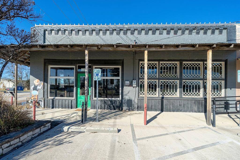 Tioga, TX 76271,201 Gene Autry Drive